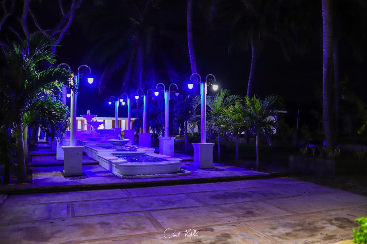 Ceylonta Beach Resort And Spa Hambantota Extérieur photo