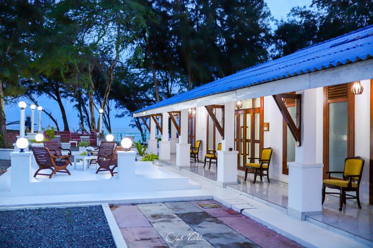Ceylonta Beach Resort And Spa Hambantota Extérieur photo