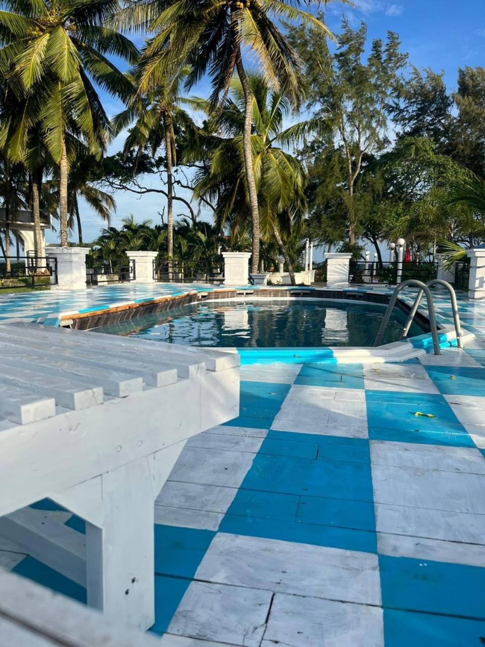 Ceylonta Beach Resort And Spa Hambantota Extérieur photo